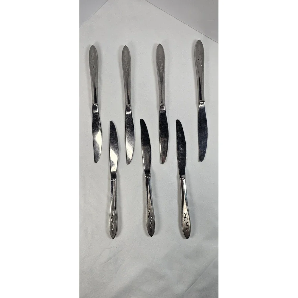 Oneida Ember Glow Stainless Steel Dinner & Butter Knives Mixed Lot of 7 Floral